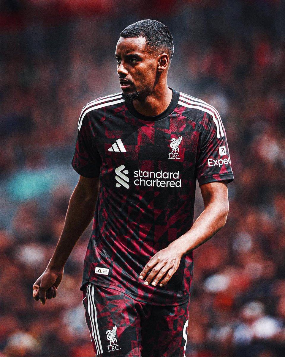 Succedervictor's tweet photo. 🚨🗣️ Alexander Isak: Last season nearly broke me.  
Injuries. Doubt. People questioning if I was worth the money.  
I heard every single word.  
But I’m still here.  
And this season I’m coming for everything.  
No more waiting. No more excuses.  
I will score. I will fight. I will leave everything on that pitch. 
Anfield will feel me this year.  
I didn’t come here to survive… I came here to dominate. 🔴