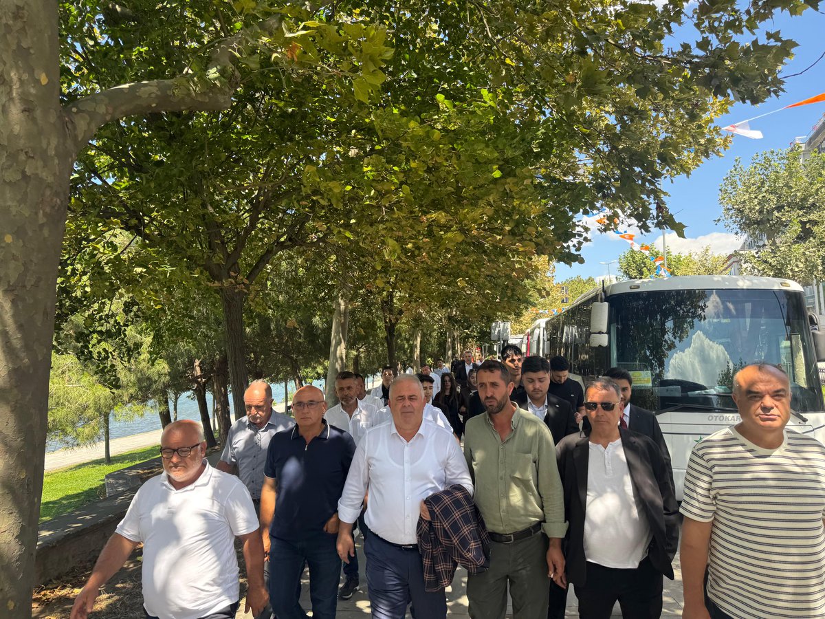 uner_mesut's tweet photo. Ana Kademe, Kadın Kollarımız, Gençlik Kollarımız, Yönetim Kurulu Üyelerimiz ve teşkilat mensuplarımızla birlikte, Genel Başkanımız ve Cumhurbaşkanımız Sayın Recep Tayyip ERDOĞAN’ın teşrifleriyle gerçekleştirilen Genişletilmiş İl Danışma Meclisi Toplantımıza katılım sağladık.🇹🇷 https://t.co/cTQQo8SujO