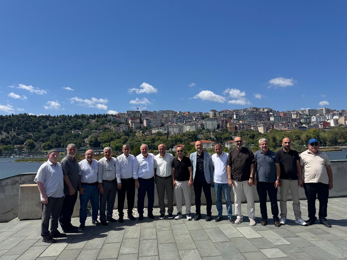 uner_mesut's tweet photo. Ana Kademe, Kadın Kollarımız, Gençlik Kollarımız, Yönetim Kurulu Üyelerimiz ve teşkilat mensuplarımızla birlikte, Genel Başkanımız ve Cumhurbaşkanımız Sayın Recep Tayyip ERDOĞAN’ın teşrifleriyle gerçekleştirilen Genişletilmiş İl Danışma Meclisi Toplantımıza katılım sağladık.🇹🇷 https://t.co/cTQQo8SujO