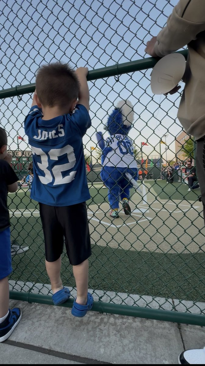 Colts_Chic tweet picture