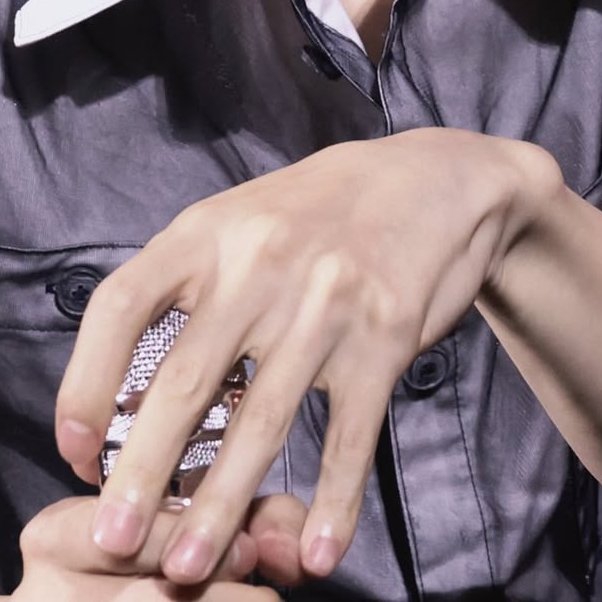 hourly yeosang hands tweet media