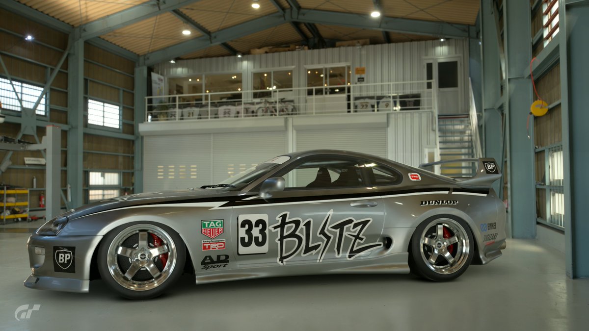 sTXO5s9eNjFOLP5's tweet photo. 過去に制作したマシンを走らせてみた😃
今回は BLSTZ SUPRA です
#GT7
#BLSTZ
#80SUPRA https://t.co/F2X4fimgbh