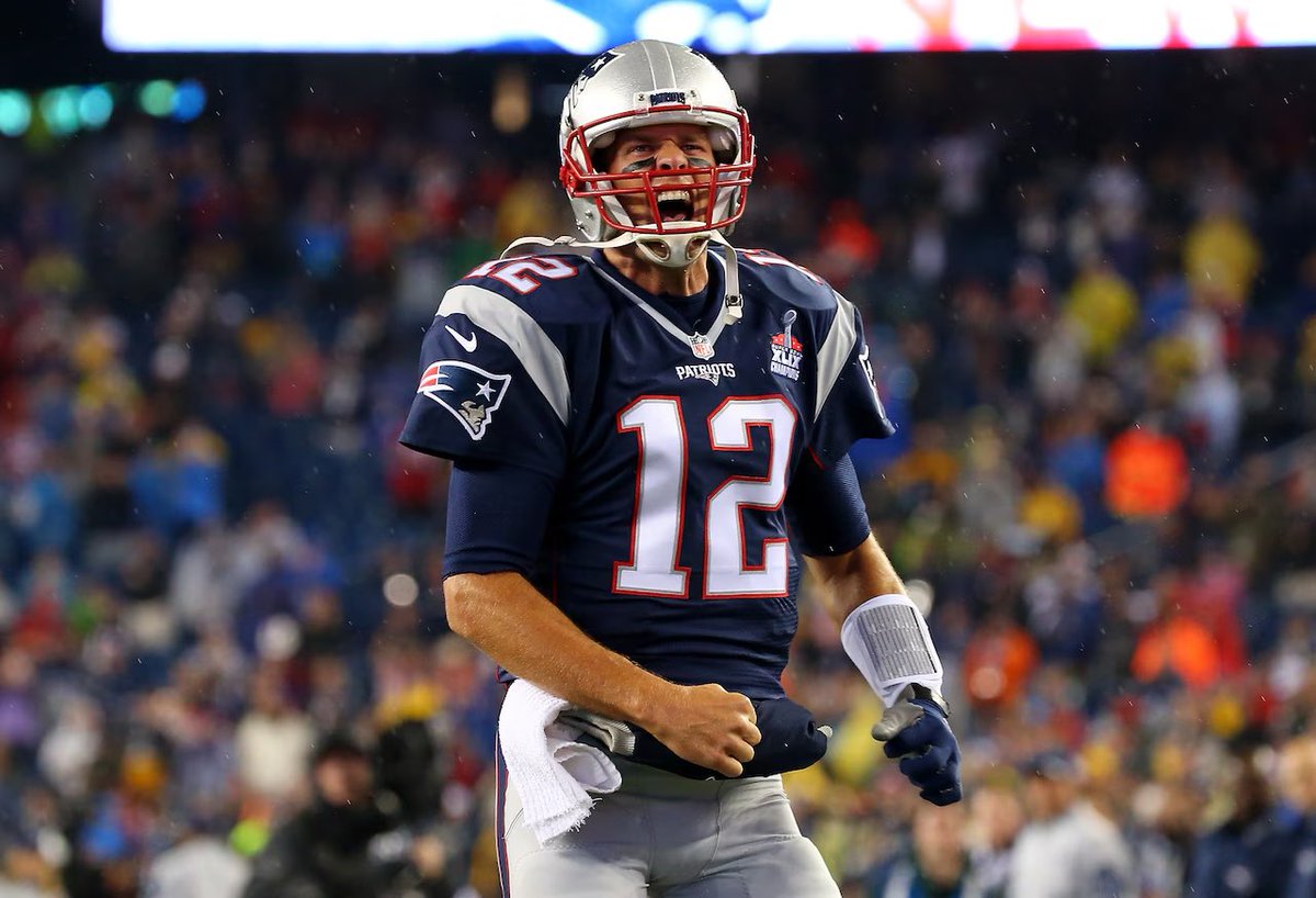 SleeperNFL's tweet photo. .@CBSSports ranks the top 10 QBs in NFL history:

1 - Tom Brady
2 - Joe Montana
3 - Peyton Manning
4 - Dan Marino
5 - Aaron Rodgers
6 - Patrick Mahomes
7 - Johnny Unitas
8 - Otto Graham
9 - John Elway
10 - Brett Favre https://t.co/bnqqTfrFLc