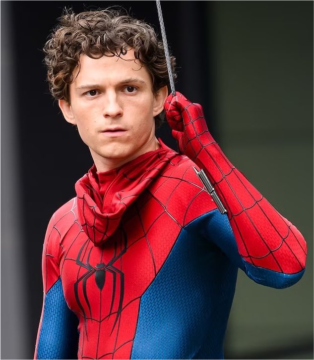 Culture3ase's tweet photo. Spider-Man and Jean Grey's potential love story might have already begun after ‘Spider-Man: Brand New Day’

Sadie Sink’s character tells Peter Parker she is alone but he tells her that “You have me”

Also Sadie Sink is returning in ‘AVENGERS: SECRET WARS’ to reunite with Peter. https://t.co/SFQxGhmeBb