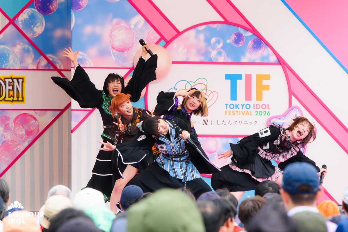 bonjour_idol's tweet photo. 【#TIF2026 - Saturday】

Bringing a dose of rock'n'roll to the SMILE GARDEN, Kinopo. set the stage on fire! 🔥🎸

@kinopo_idol @TIP_TIF_staff 
#きのポ #BonjourIdol https://t.co/GIOMt9u2rX