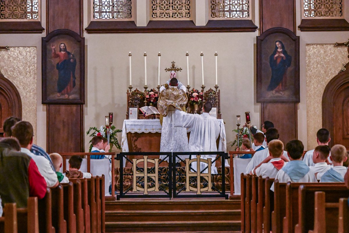 ICKSP's tweet photo. A fun week of Catholic fellowship for young boys ages 9-12 at the Institute’s St. Dominic Savio Summer Camp in Burlington, WI, on the grounds of the Sacred Heart Retreat Center @SHRC_ICKSP. Days were spent attending Holy Mass, listening to spiritual talks, learning survival skills, and participating in games and activities, a talent show, Rosary walks, campfire entertainment in the evenings under the stars, campus cleanups, meals together and more!

Full Album on Facebook: https://t.co/Yz2ML9X1H0

#Summer #Camp #Catholic #ICKSP