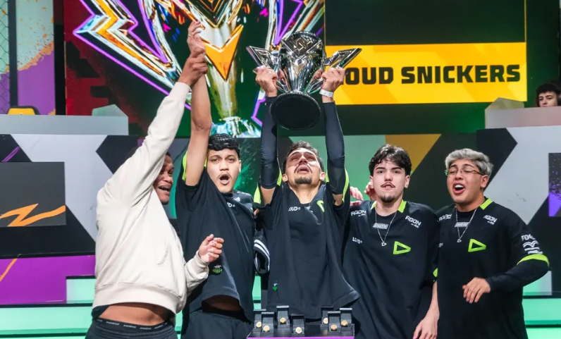 EZ_7xis's tweet photo. Primeira queda da FFWSBR S2 ja começou
Vamo pra cima loud💚💚

#goloud https://t.co/hQjvyFsBF4