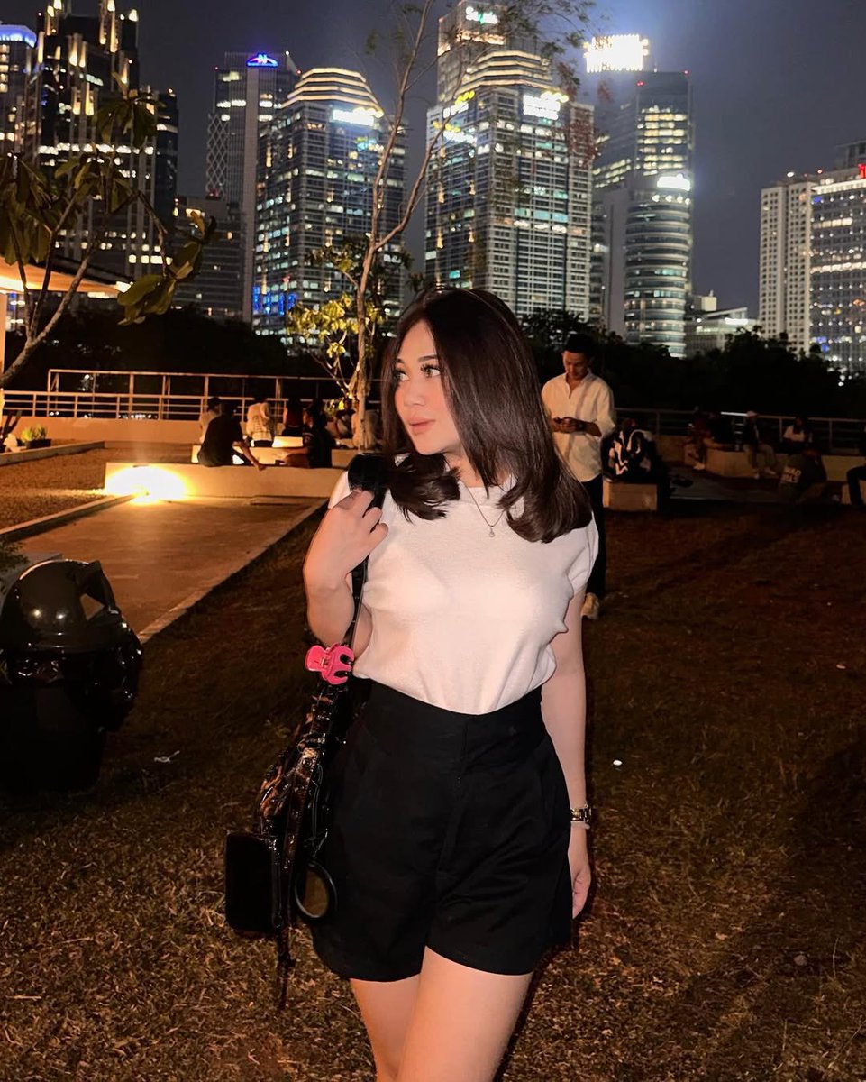 marilymanson's tweet photo. Sudah open untuk area Tangerang.📌💋
#openBOtangerang
#botangerang #availtangerang https://t.co/SWIw2lYLQw