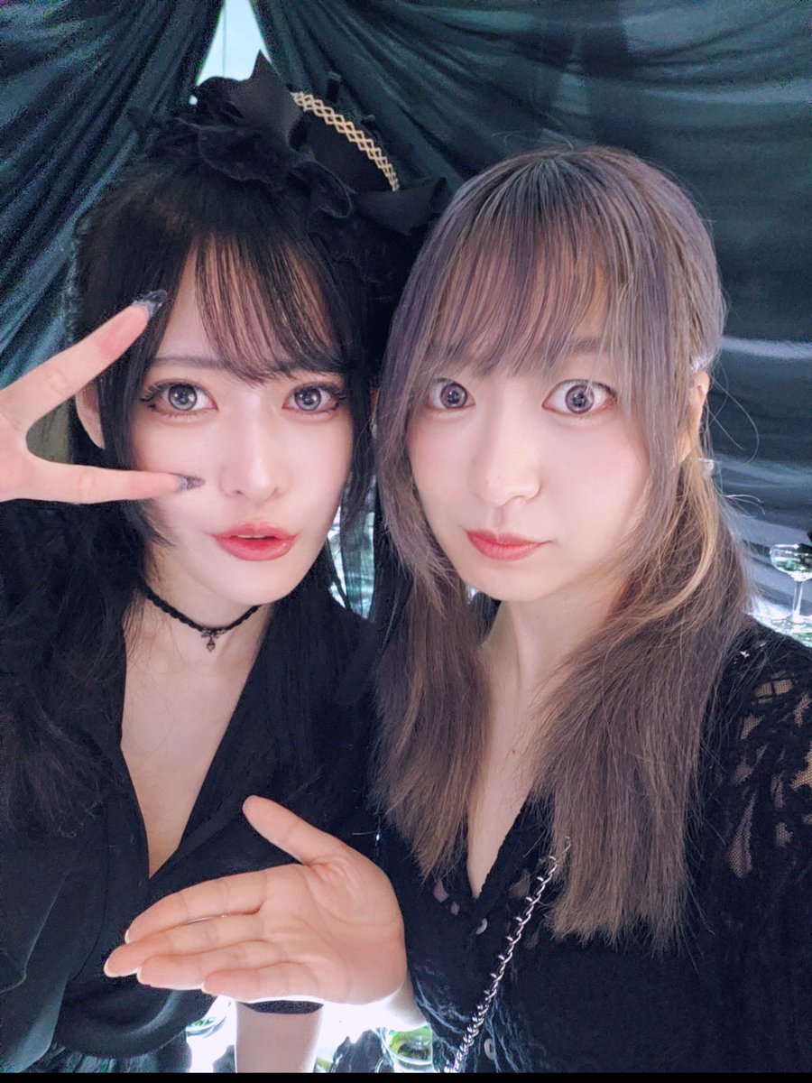 yuuki_og's tweet photo. いましたツイでごめんなさい…！！！🙇‍♀️
やみ様生前葬まほかけありがとうございました✝️🪄
もっとやれたはずが、緊張し過ぎて謎な所でやらかしゆーき発動させてしまったり申し訳ございません…！

生前葬は朝5時まで💜
本日のご参列が難しいお客さま方はぜひ遠隔ご焼香を…✨
▶https://t.co/4nqw92gxQJ https://t.co/eX1fDVJy1Y