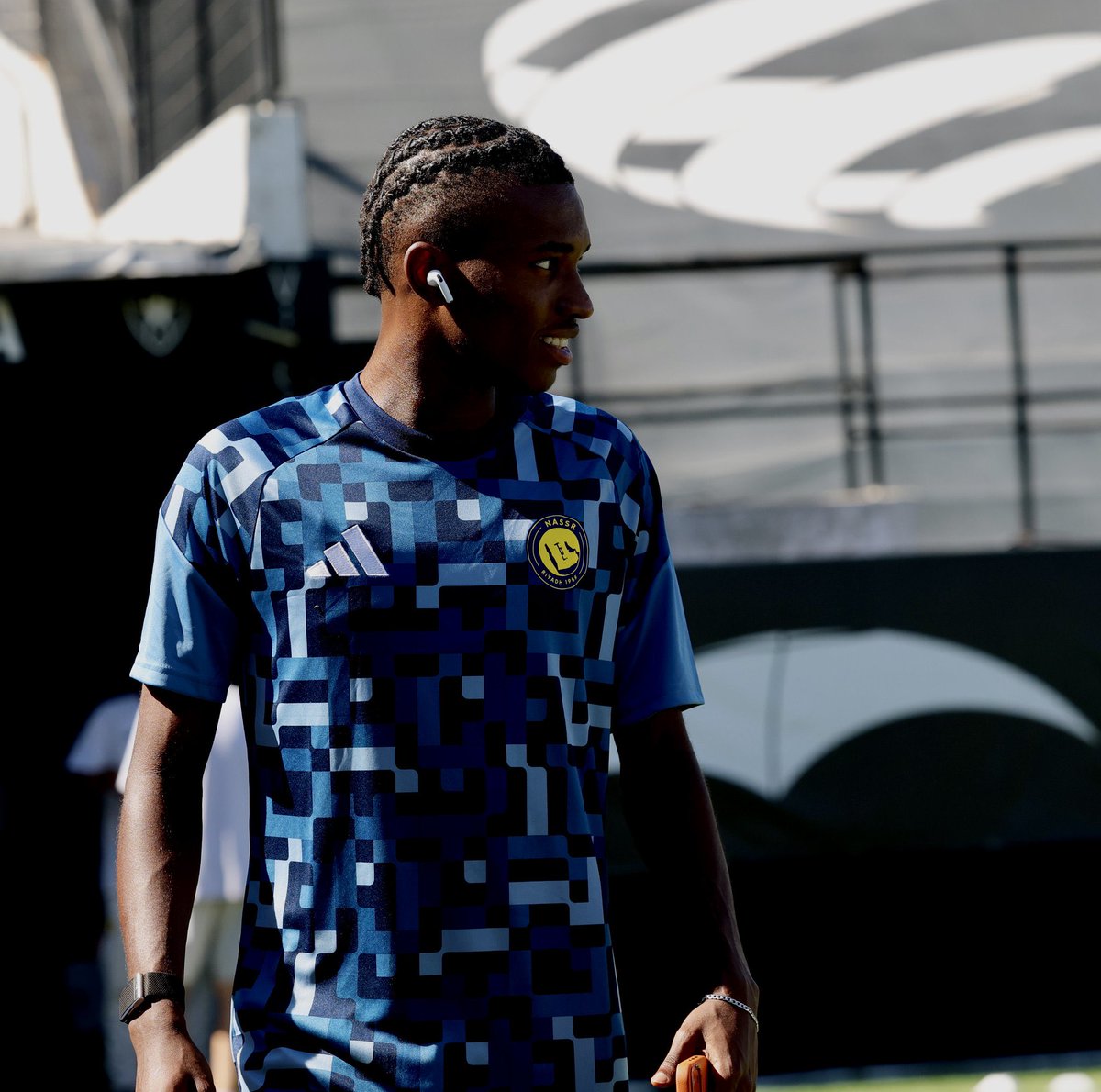 Nawaf_STATS's tweet photo. ⚠️🚨 طقم الاحماء للموسم القادم💛 https://t.co/Z3ktjMn21K