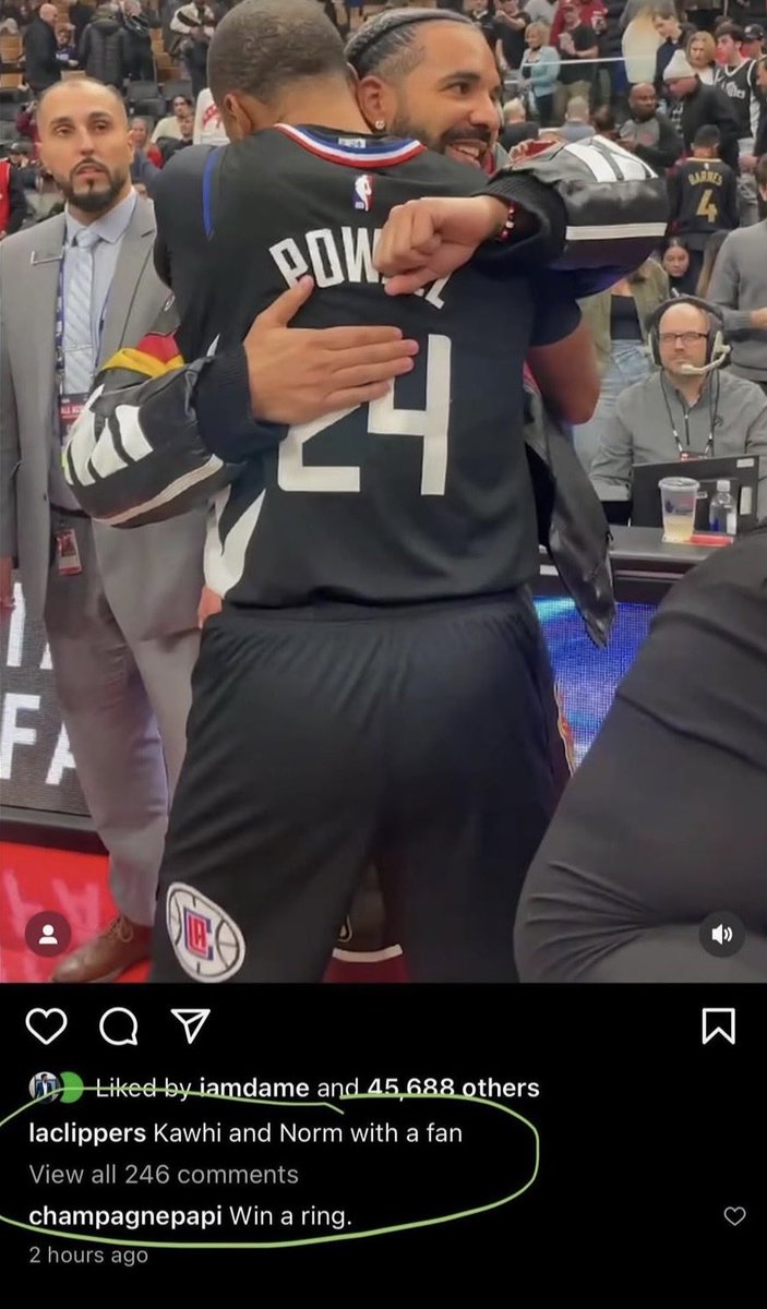 coolmike00's tweet photo. Drake responding to the LA Clippers’ caption on Instagram (Kawhi and Norm with a fan)

“Win a Ring”😭🥀 https://t.co/TJR1HiL8k4