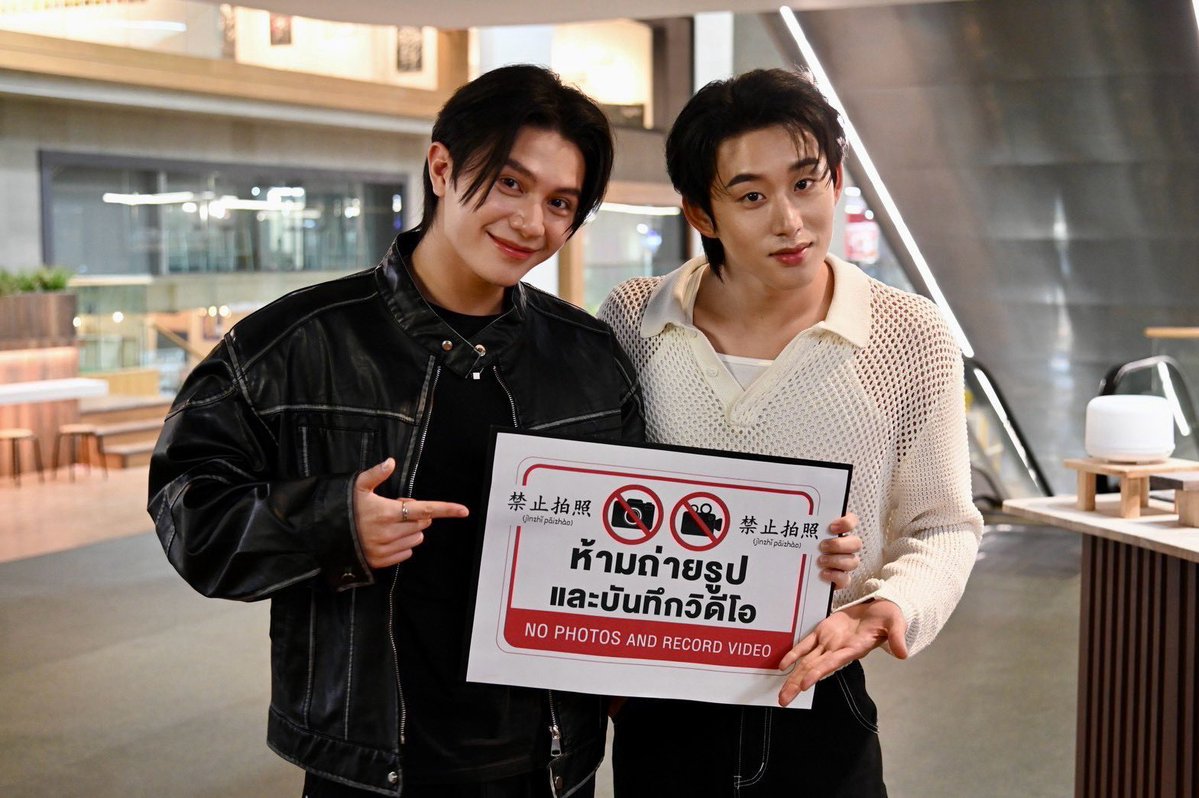 YouManiacSeries's tweet photo. พาเธอคนเดิมออกเดตทุกวัน อันนี้เรียกแฟนได้ยังคับ

#YouManiacSeriesQ28
#YouManiacSeries 
#GMMTV https://t.co/9PKzXloJjt