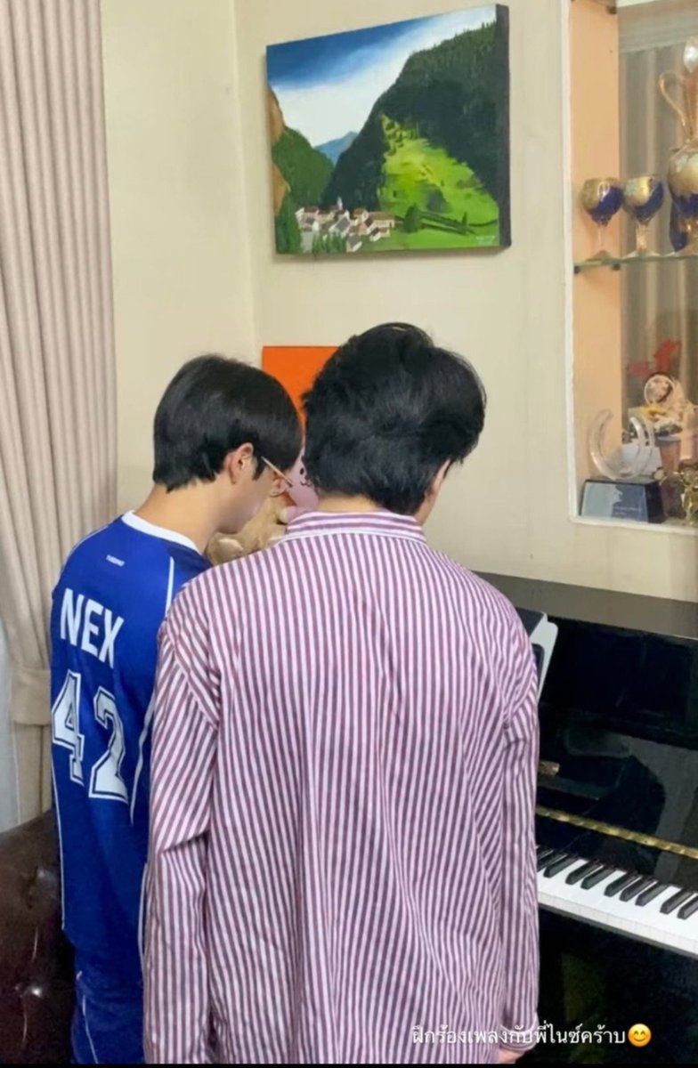 NoinaAlways's tweet photo. ละน้องเน้กมานใส่เสื้อผ้าคุ้มดีนะ อยู่บ้านใส่ชุดโอลิมป๊อปทั้งเซตบ้าง ชุดพับจีบ้าง 
ชุดฟรียังใส่คุ้ม 55555555555555 เอ็รดูจัง 😹

#NEXnattakit https://t.co/OU17Nsb0Sw