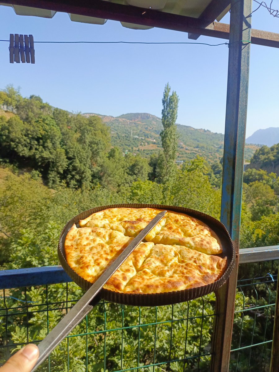 diplomalimause's tweet photo. Ben ve göbeğim mutluyuz.. https://t.co/absNYpLIXK