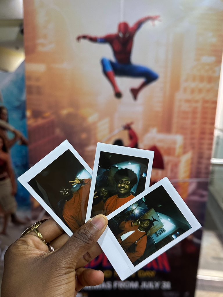 thebolamontana's tweet photo. Two Marvel fans on a movie date🕷️🍿 https://t.co/LM16kctGw7