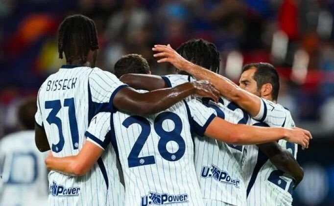 bankosporhaber's tweet photo. İngiliz ekibi Manchester City ile İtalya Serie A temsilcisi #Inter, hazırlık maçında karşı karşıya geldi.

Mücadelede kazanan seri penaltı atışları sonunda Inter oldu.
#ManchesterCity, 14. dakikada Mubama'nın golüyle öne geçti. https://t.co/dzrQO88WLT