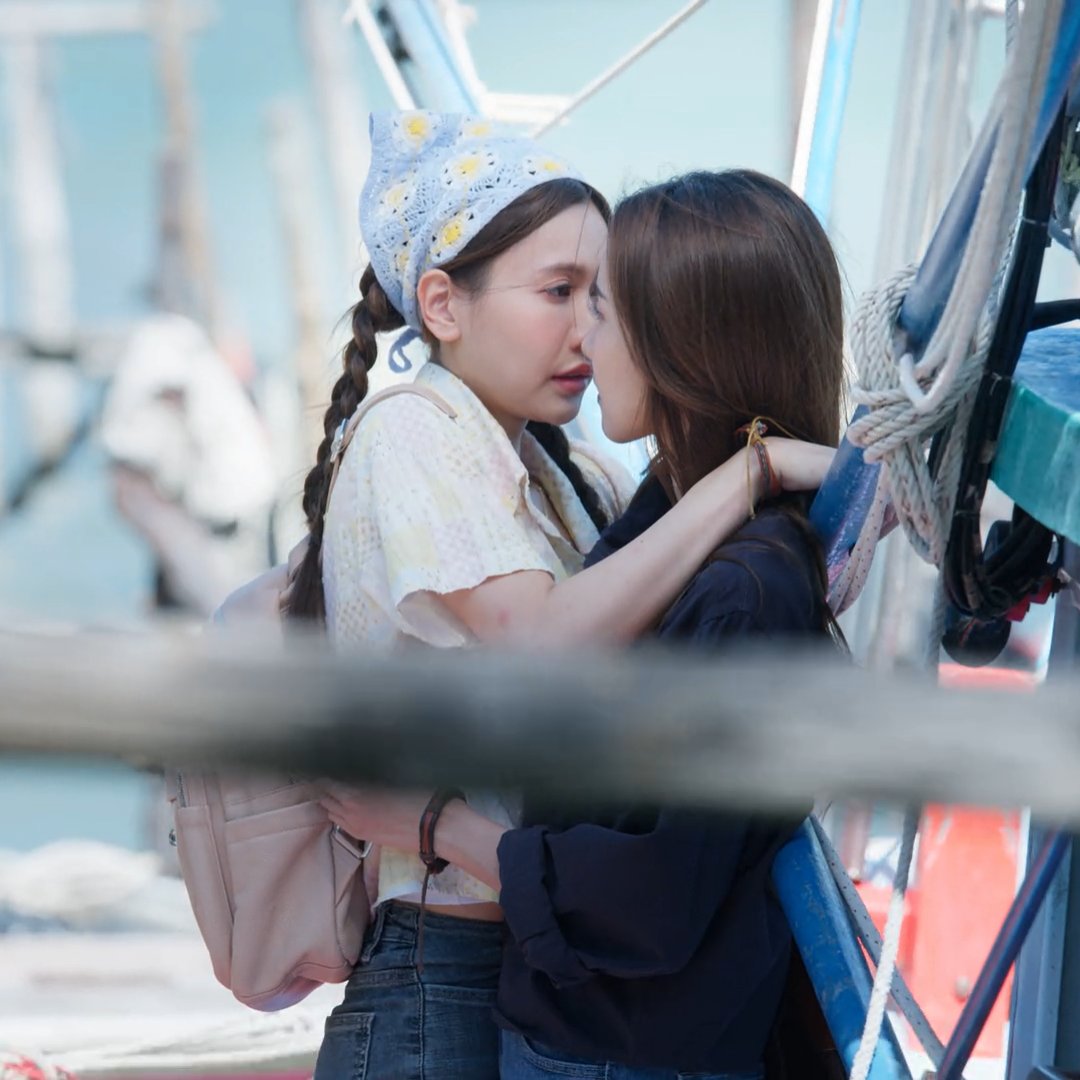 prcpxz's tweet photo. ท่านแอบยิ้มมุมปากwa

THE FIRE MELTING HEART 
#โซ่รักอัคนีตอนที่4 https://t.co/3I3PFv0hrK