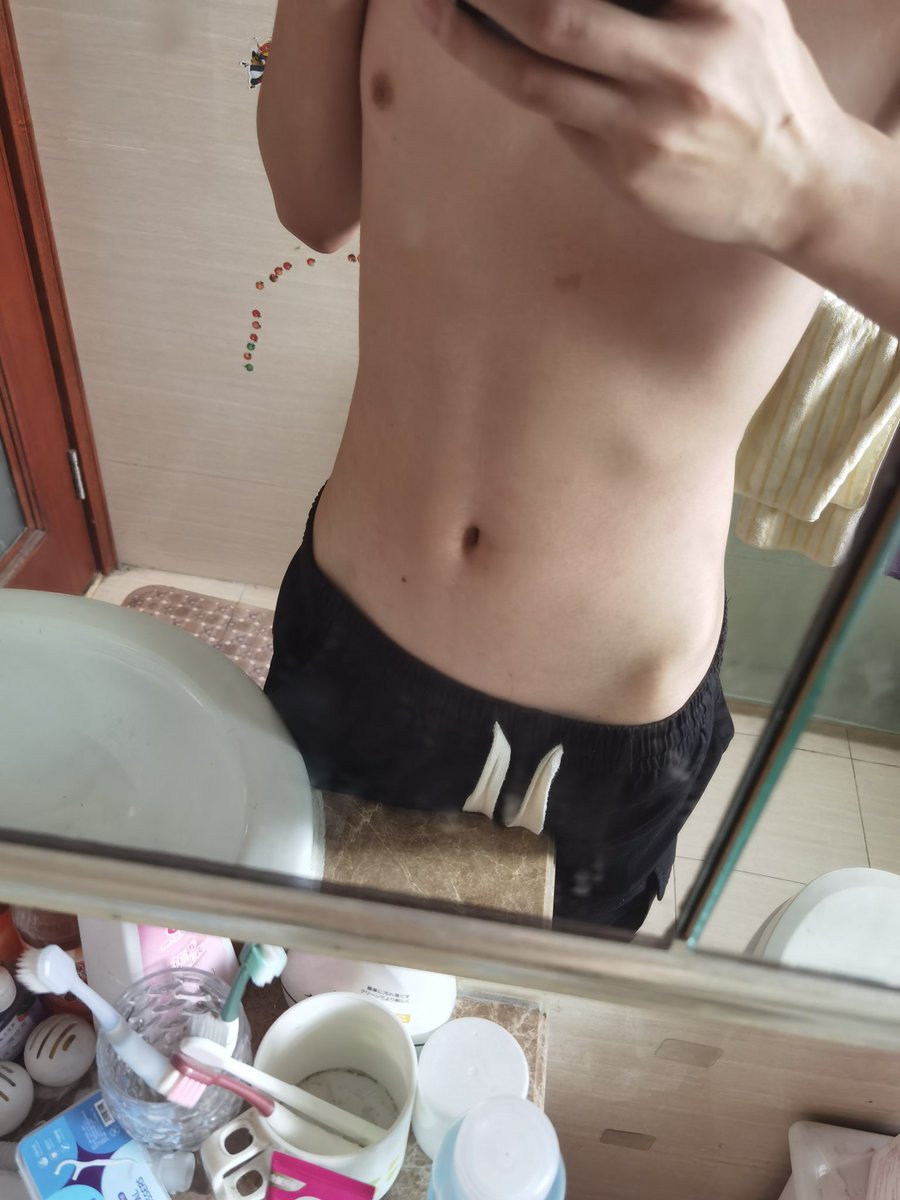 fengfeng0806's tweet photo. 小肚子？💦💦💦 https://t.co/GT0vbRPD3r