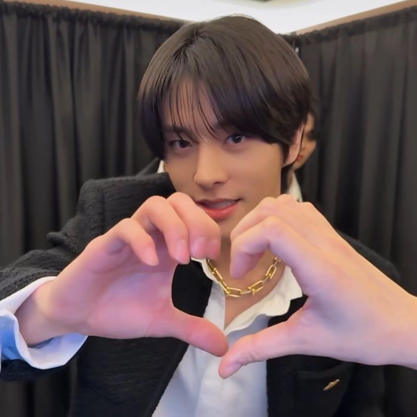 ywonn2929's tweet photo. @asvxuy 언니너무내취향이야💍 https://t.co/x71E8YkIFI