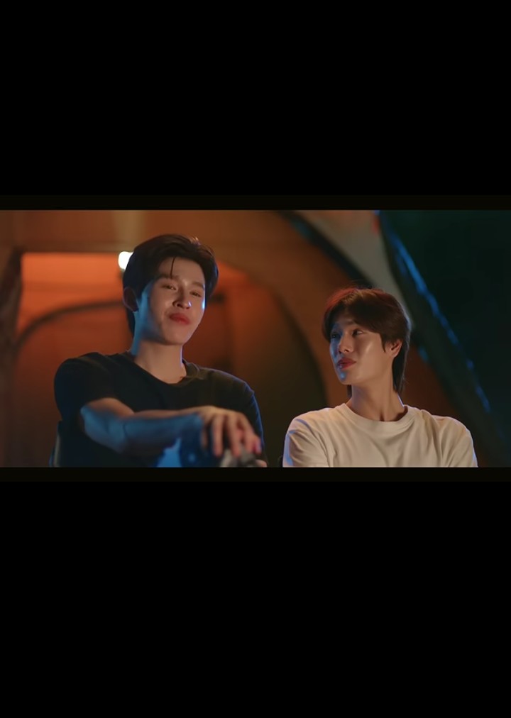siskaAulia2701's tweet photo. 🐱:sekali pun garam berubah menjadi asam,aku tak akan berhenti mencintaimu p.kian♥️
"Oh what is this?By this you show that your love for each other is full.Oh my gosh, I'm so in love with you 
#MeAndTheSeries
#PeachAndMeSeriesFinaIEP https://t.co/HoDkUbbK4f