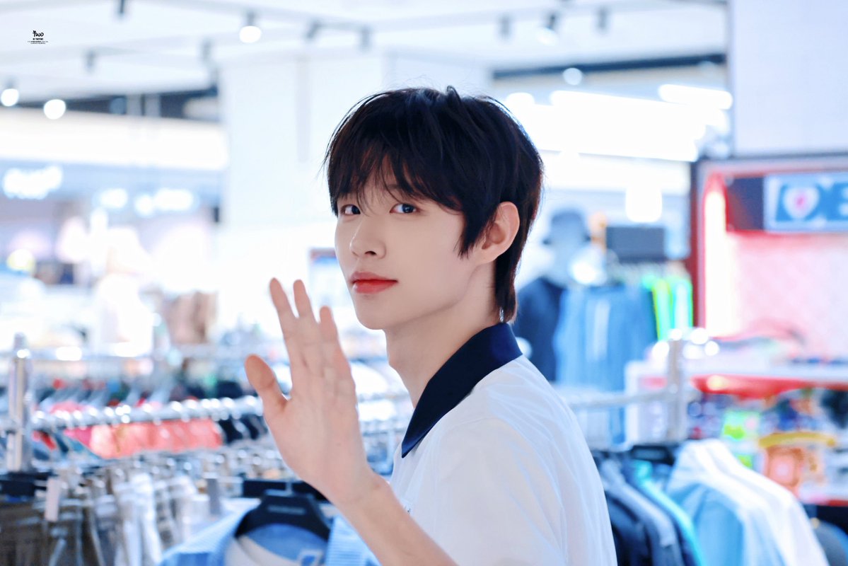 arabcye2025's tweet photo. My gorgeous boy https://t.co/8uR8kK4s2j