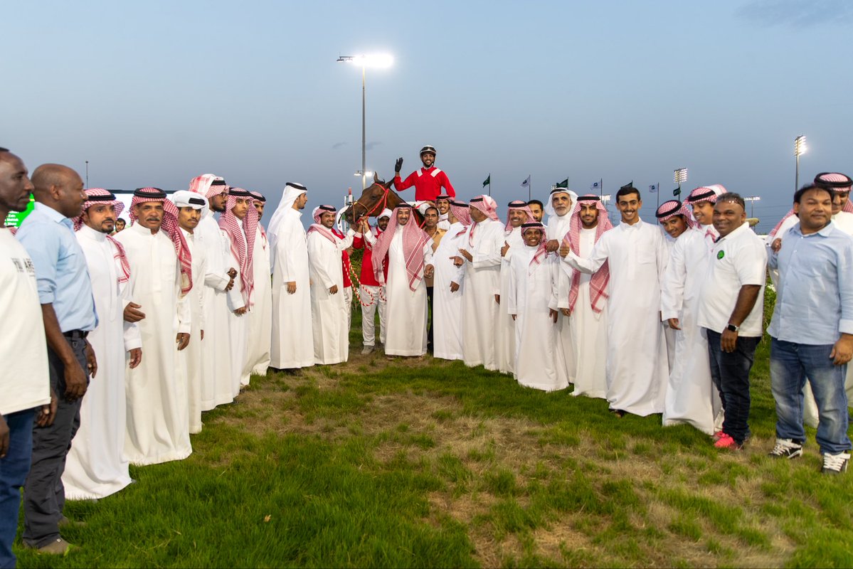 نادي سباقات الخيل tweet media