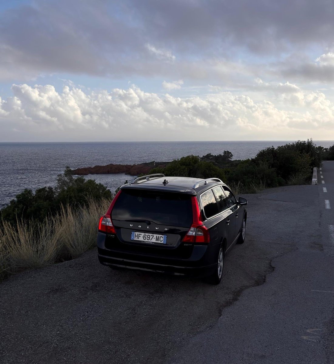 CarSighting's tweet photo. I’m bringing the fuckass Volvo to Monaco tomorrow, I’ll be moving like 50 Cent in the Window Shopper music video. https://t.co/LDFrR8itai