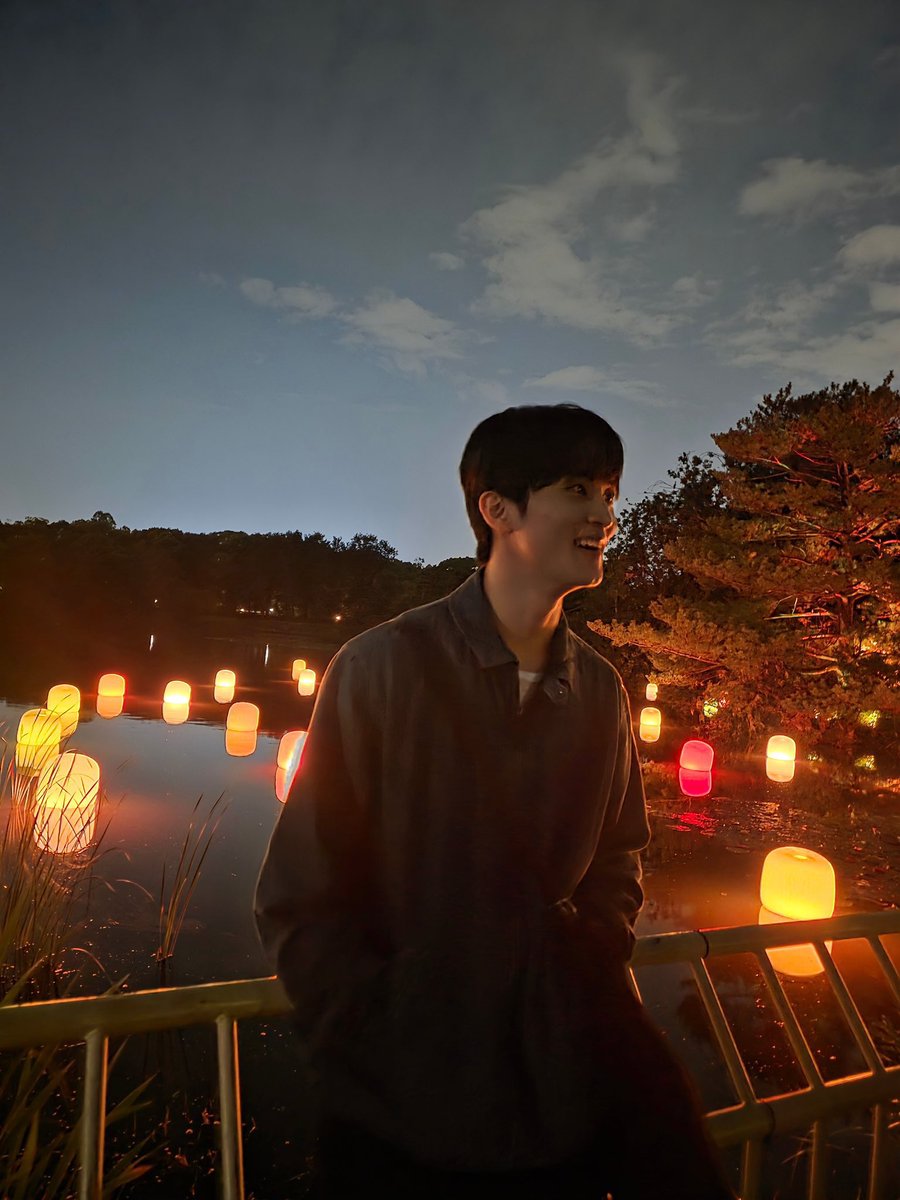 cherishmark_eun's tweet photo. 너무 보고싶은 요즘, 맠탄일에 오랜만에
보면서 문득 이렇게 보내줬던게 생각나서. . 
민형이도 다른 걱정말고 더더 같이 멋있어지자 https://t.co/fvLMBNod5g
