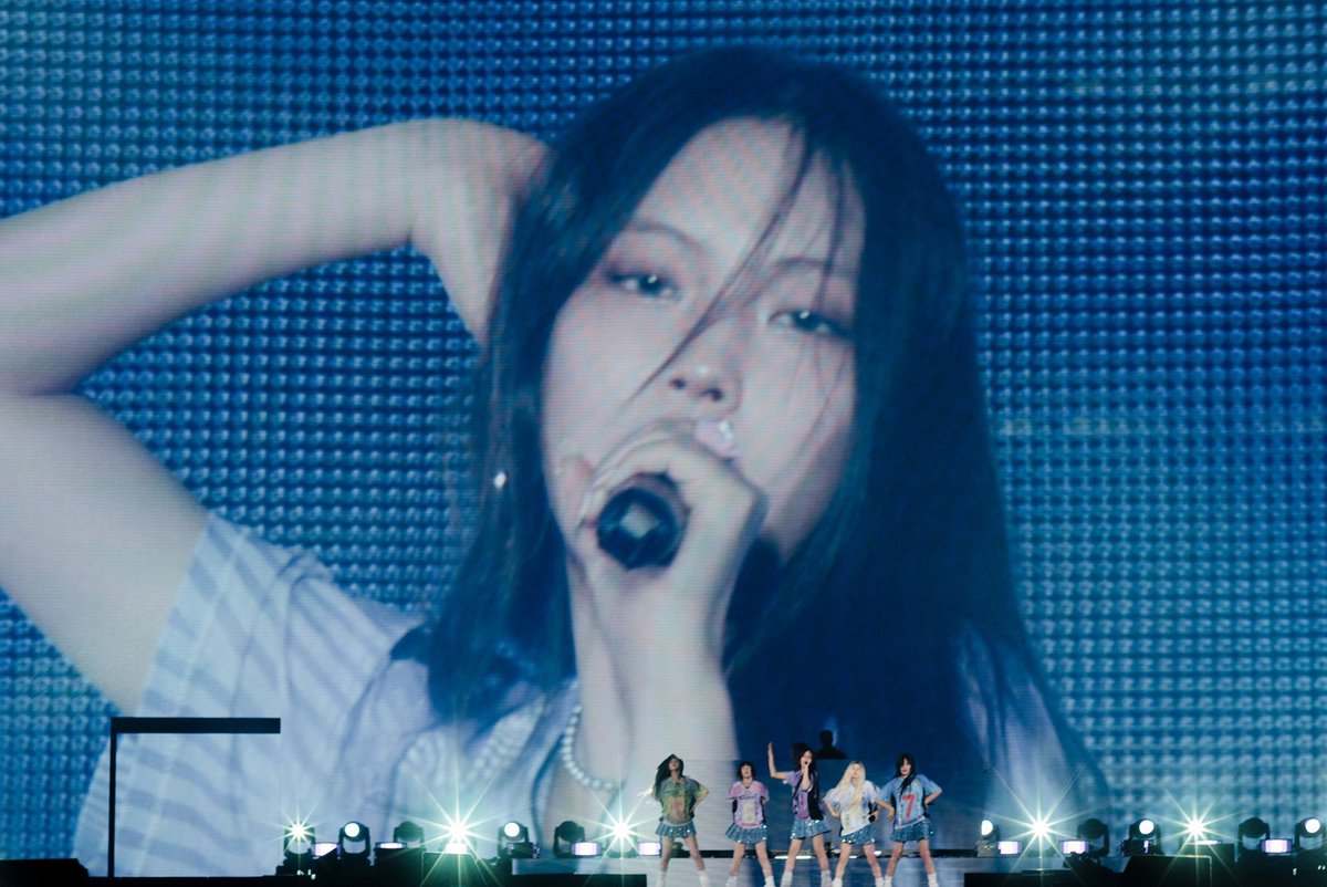 newjinsee's tweet photo. 눈빛 https://t.co/0FNA0YRy3Z