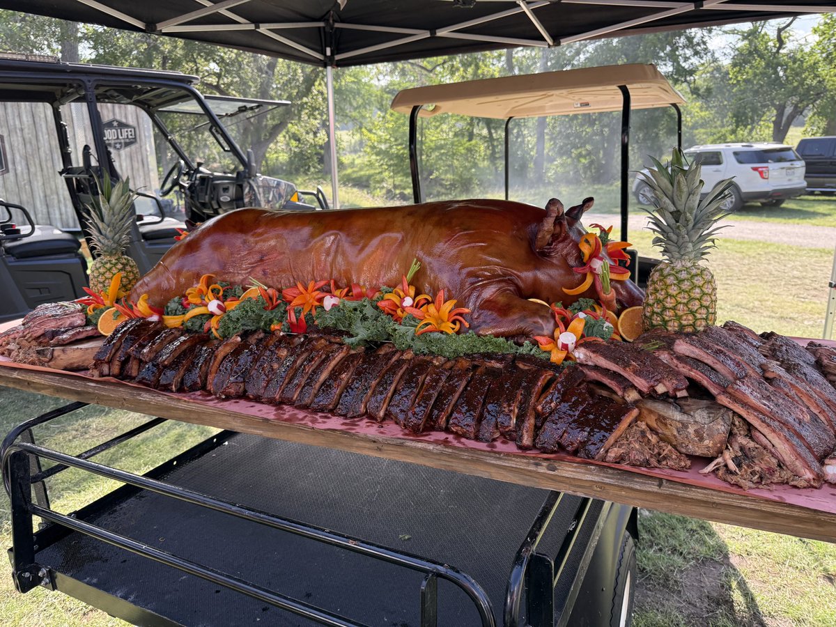 KBudwit's tweet photo. @JavelinaSports When my dad BBQs…🫣🤓😃 https://t.co/4B2Bf5ieps