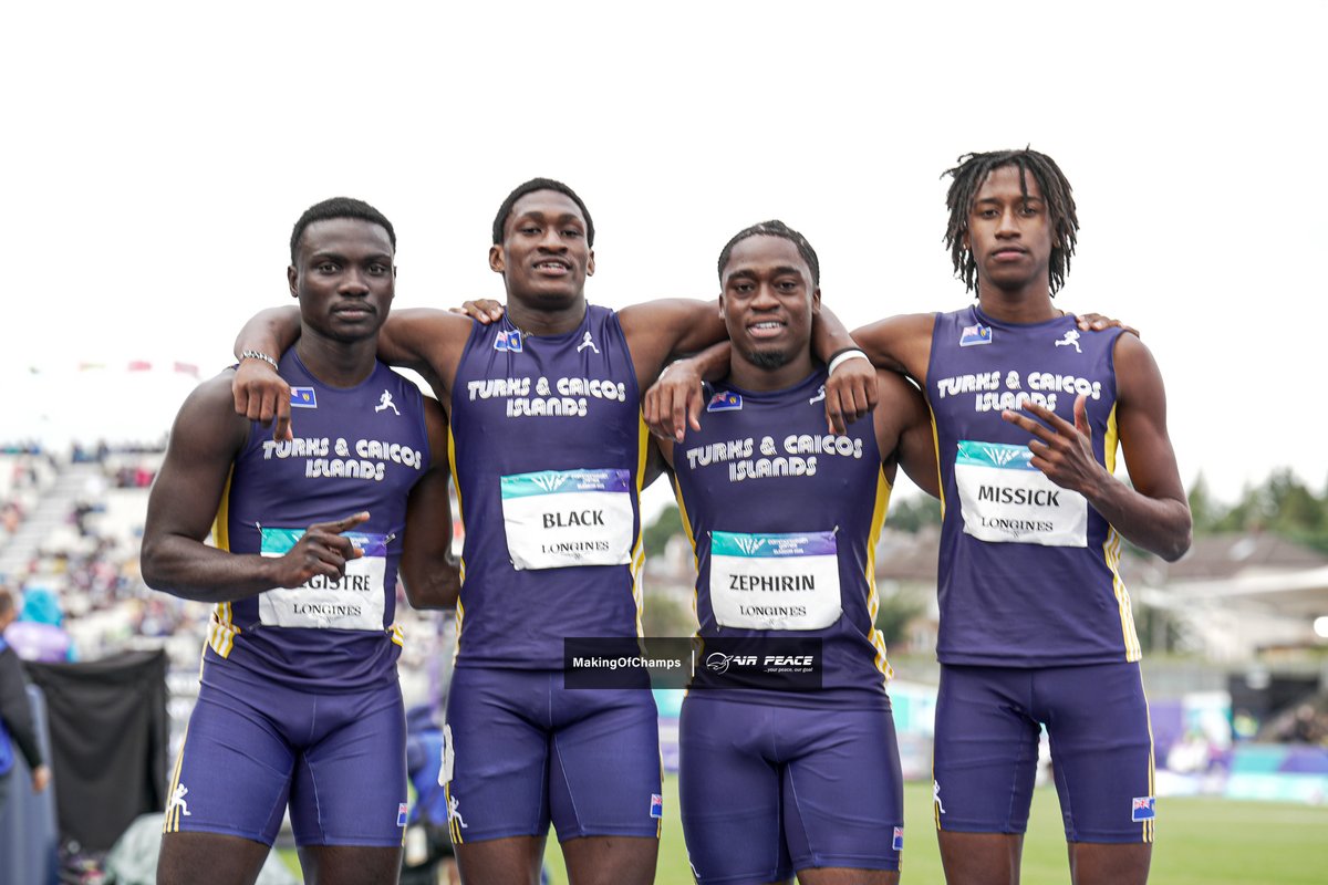 MakingOfChamps's tweet photo. A moment they want to remember. 

The Turks and Caicos Island team wanted to take a group photo after their 4x100m heat, but there was no photographer available at the time to take a photo of them. 

"Photos please, anyone? Please, photos..." they pleaded with some of the few photographers who seemed to have other priorities at the time.

Eventually, they got the photo, and hopefully they will get to see it.