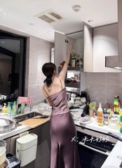 YaarSubhi's tweet photo. 谁还不是个贤妻良母了？是不是越是这样，越能激起你们征服的欲望… https://t.co/7SADmtWBJn