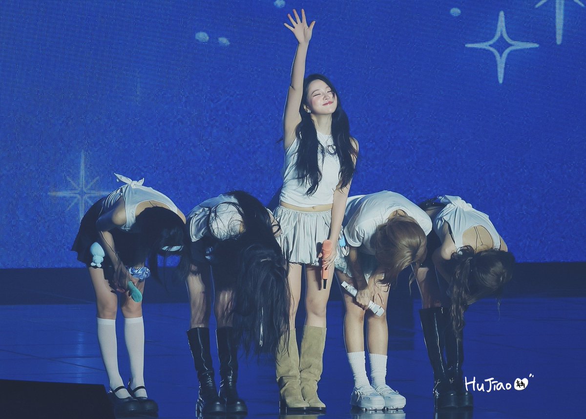 HuJiao_1009's tweet photo. 260801 A Day in Red &amp; Velvet DAY 2

우리 예림이 너무 귀여워🥰🥰🥰

#RedVelvet #레드벨벳 
#Irene #아이린
#Seulgi #슬기
#Wendy #웬디
#Joy #조이
#Yeri #예리 https://t.co/LJclBDHsgt