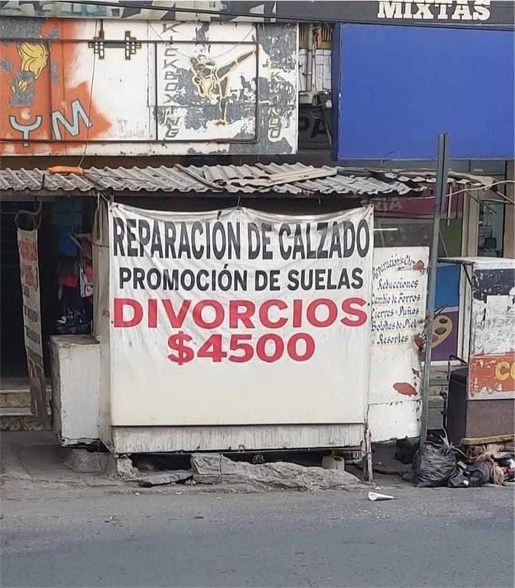 SoySimpsonito's tweet photo. Debe ser primero de mes ¡Carteles nuevos! https://t.co/bgt2SgRhDO