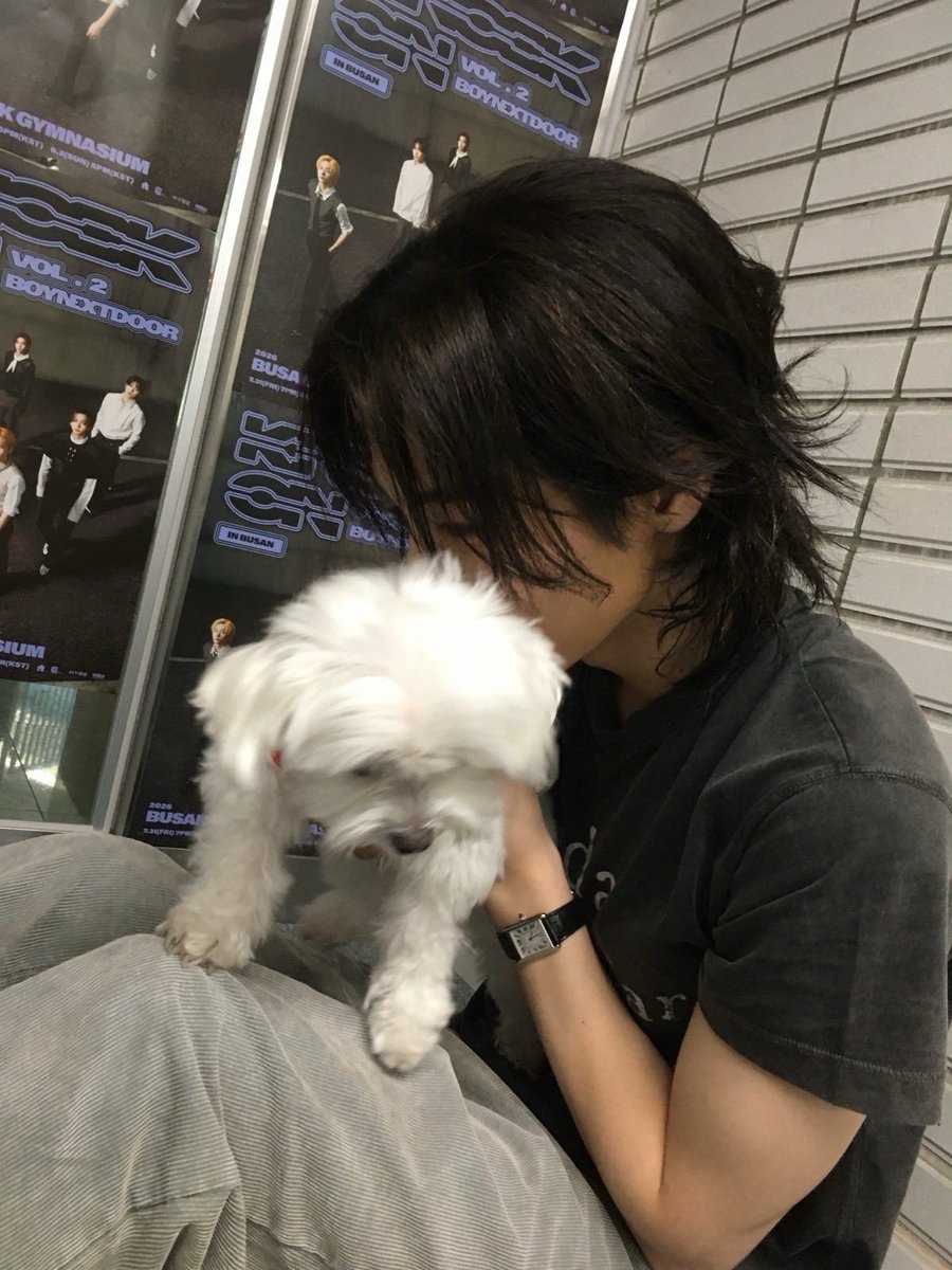 feastborne's tweet photo. Guess who just had the cutest date ever—with some puppies? https://t.co/EzgXAScj12