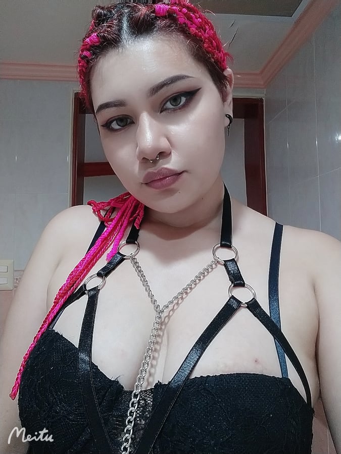 FFranbor's tweet photo. @CesarYPucca1 @Natymilf Para facebook / para Twitter
#SabadoDePuteria #SabadoDeMorboYProvocación https://t.co/2WNXO9kfDi