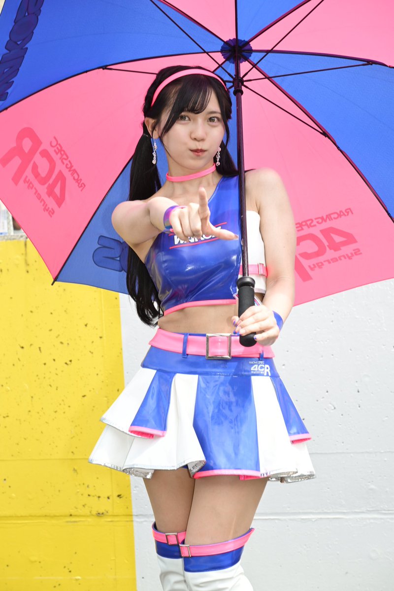 hiromiyanyanko's tweet photo. SUPERGT第4戦 富士
39号車は予選13位でした!
今日の決勝は雨の影響で波乱の予感。
何度も追い上げて感動を与えてくれた39号車に大注目です!応援よろしくお願いします!! https://t.co/HMZZOrJgXl