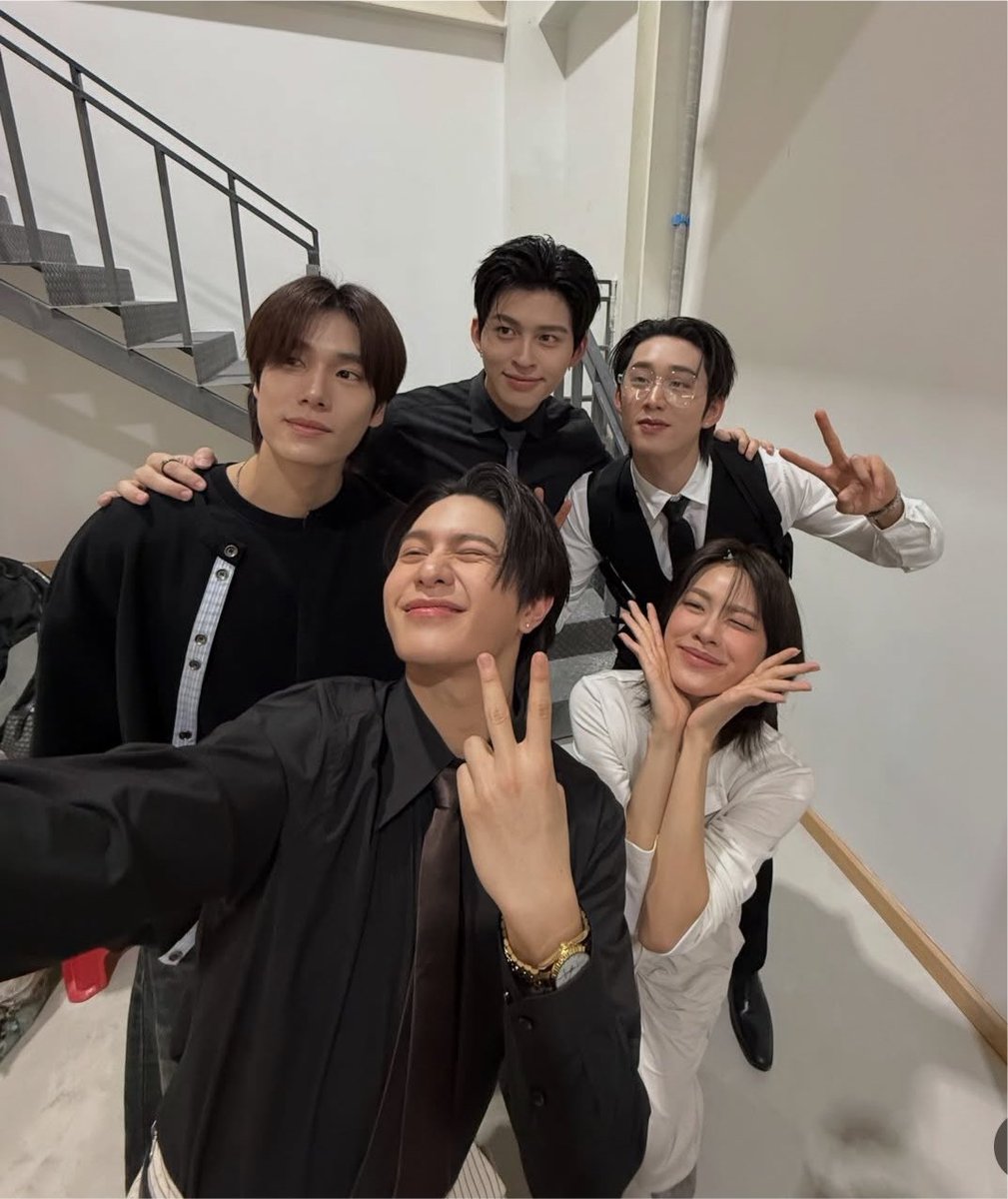 buzunkalbii's tweet photo. 😭😭 BTS
#PeachAndMeSeriesFinaIEP https://t.co/rmoYLcdhXB