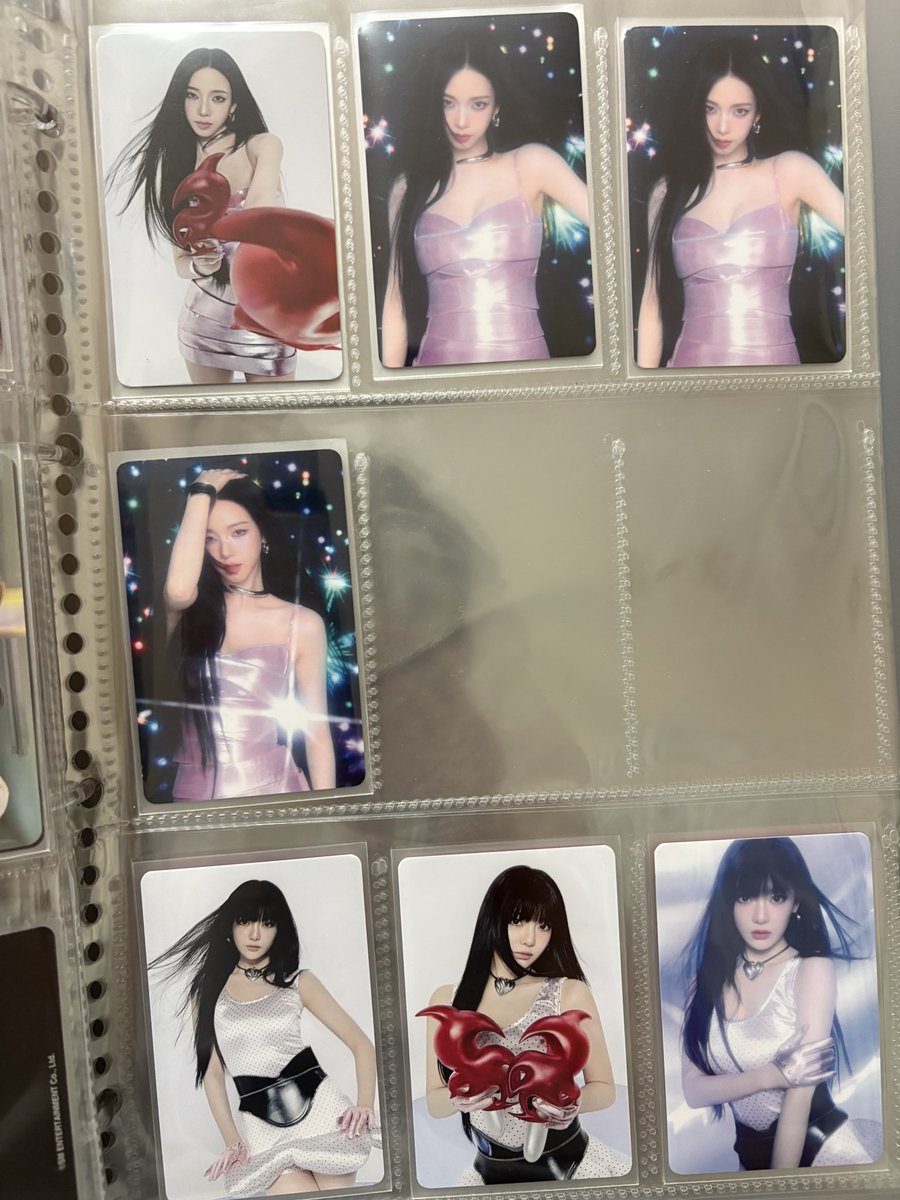 fe_ryo's tweet photo. aespa KISS N TELL ポップアップ　POPUP 
ラントレ　トレカ　交換

譲　1〜3枚目
　　1枚目A、2枚目B、3枚目購入特典
　　同種交換優先

求　4枚目💛

名古屋市内or郵送にて交換よろしくお願い致します。
お気軽にお声がけください！ https://t.co/AlgZ05uTdA
