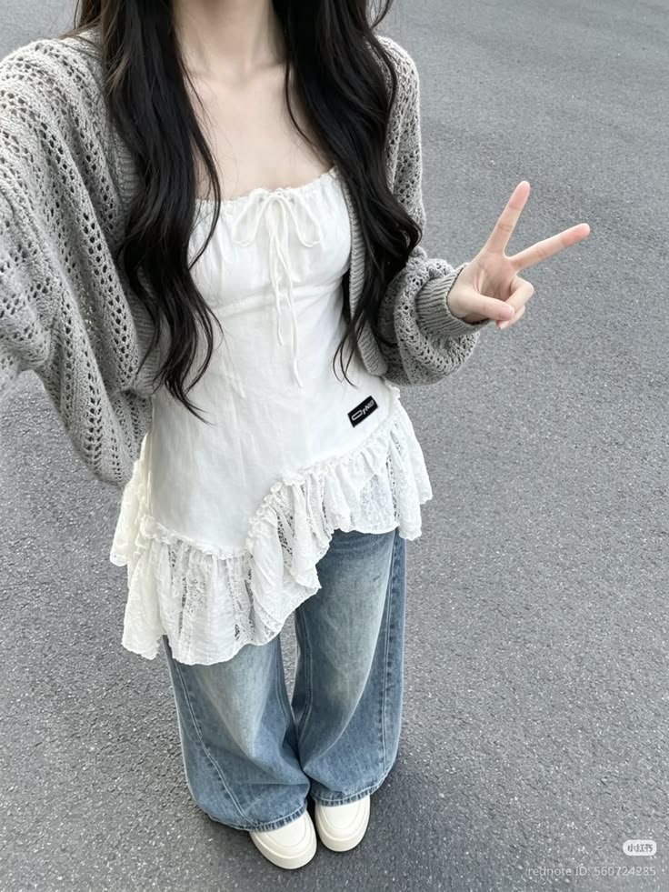 maxxyukii's tweet photo. 𝓗ow  pinterest  views  max    (*ᴗ͈ˬᴗ͈)   💭

𝓒lothing  style   ❤︎
𝓗air  style   ❤︎
𝓢weet  food   ❤︎
𝓢alty  food   ❤︎

adoreiii https://t.co/4jijPcY7Ql
