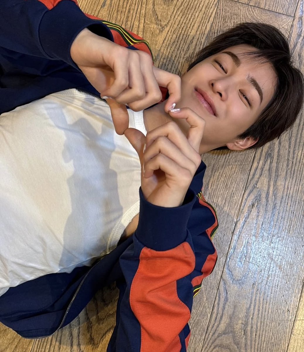 AnkHo214's tweet photo. 존나잘생겼는데귀여운남자가좋다 https://t.co/zloJB2SRuQ