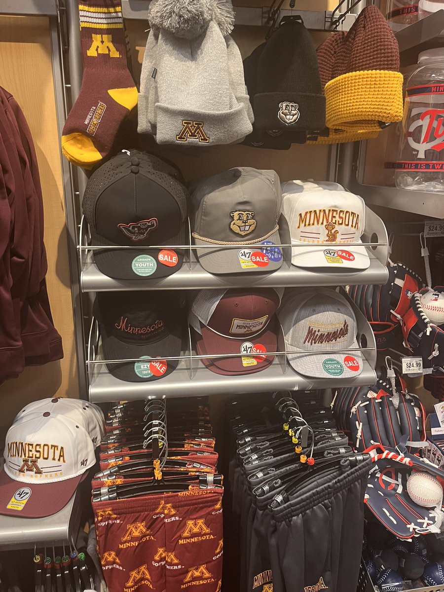 Mav_Man47's tweet photo. Nice bathroom renovation at Scheels Mankato https://t.co/abszP7xPmV