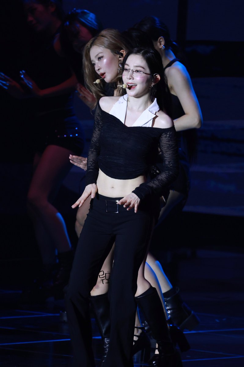 luo_603's tweet photo. 260801 팬콘 중콘  #아이린 #irene https://t.co/7TzJ9Qyuci