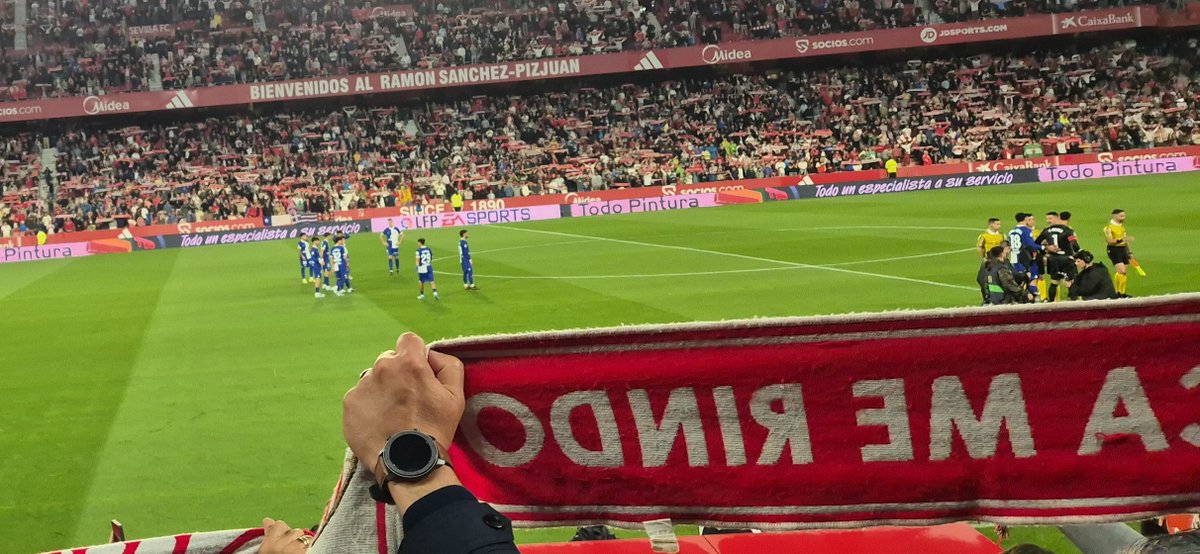 joape4537's tweet photo. Solo pido que me dejen pagar y recuperar mi localidad y el sábado 15 poder estar viendo al sevilla en el primer partido de liga  Si me dejan explicarme y escucharme con compresión y generosidad
@SevillaFC https://t.co/1q03TnH7WG