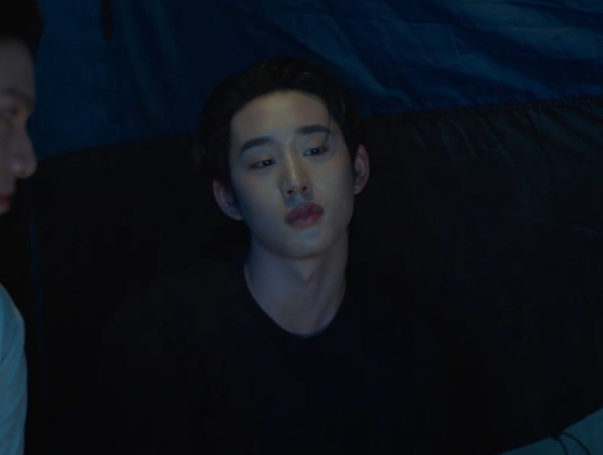 mothamest's tweet photo. mygod THIS FACE https://t.co/S3TC9AHcqu