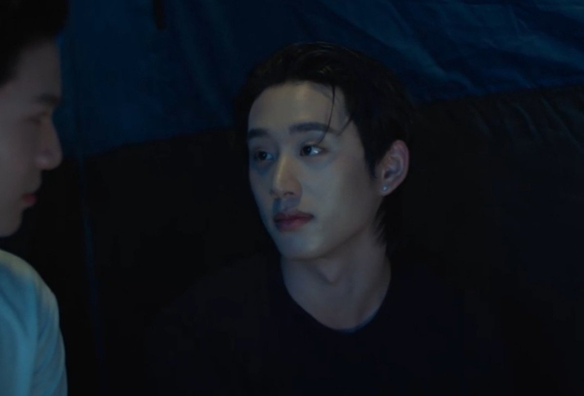 mothamest's tweet photo. mygod THIS FACE https://t.co/S3TC9AHcqu