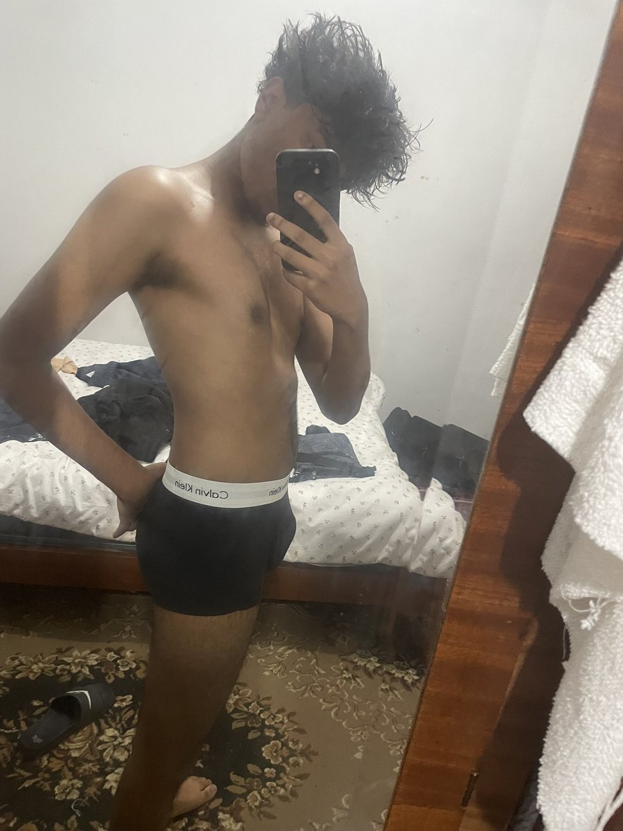 awdgie's tweet photo. Wedgie in ck boxer briefs ✌️ https://t.co/Uy7aviwwoM