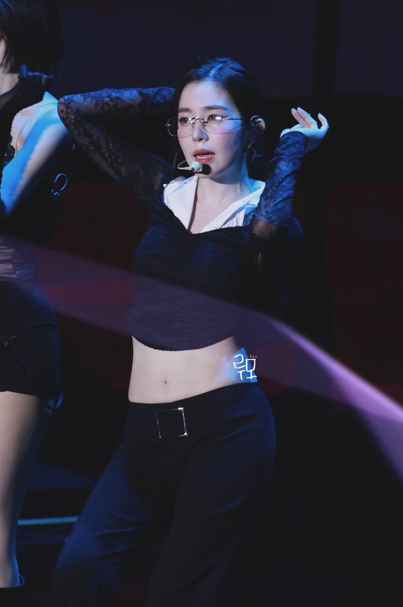 luo_603's tweet photo. 260801 팬콘 중콘  #아이린 #irene https://t.co/qEHI9Maj5C