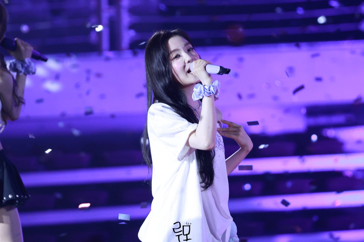 luo_603's tweet photo. 260801 팬콘 중콘  #아이린 #irene https://t.co/aRghoX0o8e