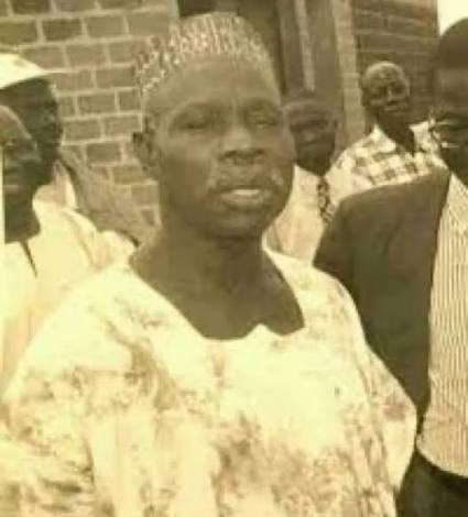 DemolaRewaju's tweet photo. Thinking about using the FG to create new expenditure programmes for states:

In 1976, Obasanjo created Operation Feed the Nation an Agricultural programme and acquired several lands across states.

Subsequent Govts lost interest in them and according to the late Yinka Odumakin, Baba took over the OFN lands in Ogun State for his farm projects.

Operation Feed the Nation thus became Obasanjo Farms Nigeria, Otta.

OFN 🤝 OFN